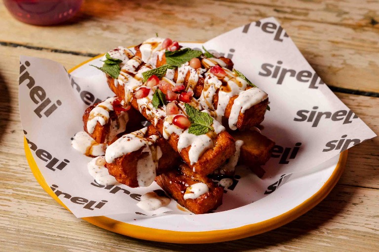 Halloumi Fries