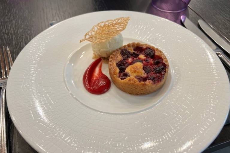 Raspberry frangipane, raspberry compote & vanilla bean ice cream